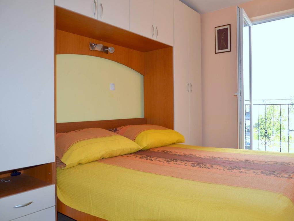 Apartman Julienne Kastela Exterior photo